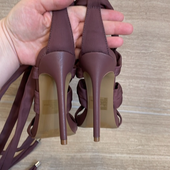 STEVE MADDEN NWOT Size 7.5 Purple “Fabiana” stiletto heels lace-up - Picture 10 of 12